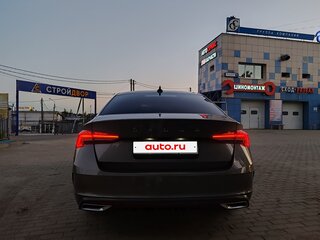 2021 Skoda Octavia IV (A8), серый, 3000000 рублей, вид 5