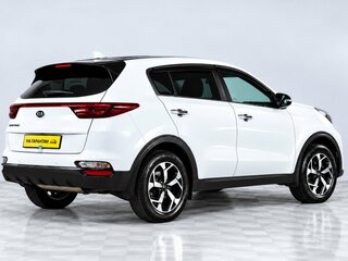 2019 Kia Sportage IV Рестайлинг, белый, 2279000 рублей, вид 5