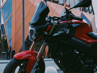2018 BMW F 800 R, красный, 770000 рублей, вид 1