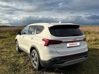 2021 Hyundai Santa Fe IV Рестайлинг, белый, 3000000 рублей, вид 4