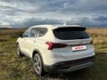 2021 Hyundai Santa Fe IV Рестайлинг, белый, 3000000 рублей - вид 3