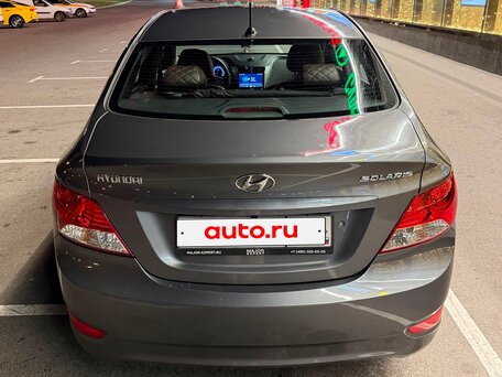 2013 Hyundai Solaris I, серый, вид 1