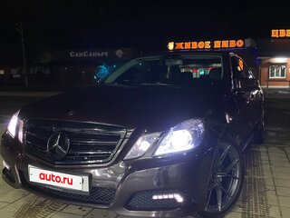 2009 Mercedes-Benz E-Класс 250 5G-Tronic IV (W212, S212, C207), коричневый, 1450000 рублей, вид 1