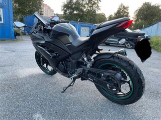 2013 Kawasaki Ninja 300, чёрный, 400000 рублей, вид 5