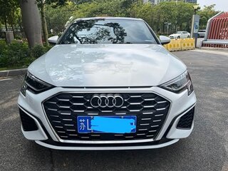 2022 Audi A3 35 TFSI IV (8Y), белый, 1680000 рублей, вид 2