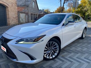 2021 Lexus ES 250 VII, белый, 4999000 рублей, вид 1
