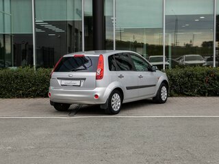 2007 Ford Fiesta Mk5, серебристый, 340000 рублей, вид 2