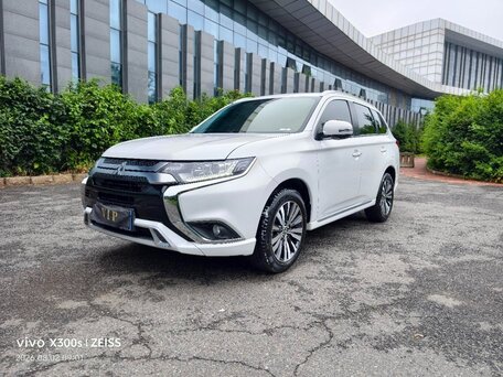 Mitsubishi Outlander III Рестайлинг 3