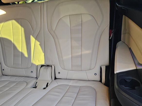 2020 BMW X7 40i I (G07), чёрный, 7500000 рублей - вид 13