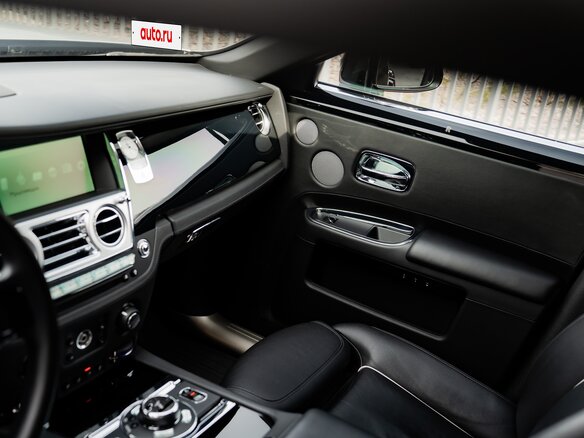2015 Rolls-Royce Ghost I Рестайлинг (Series II), чёрный, 14500000 рублей - вид 31
