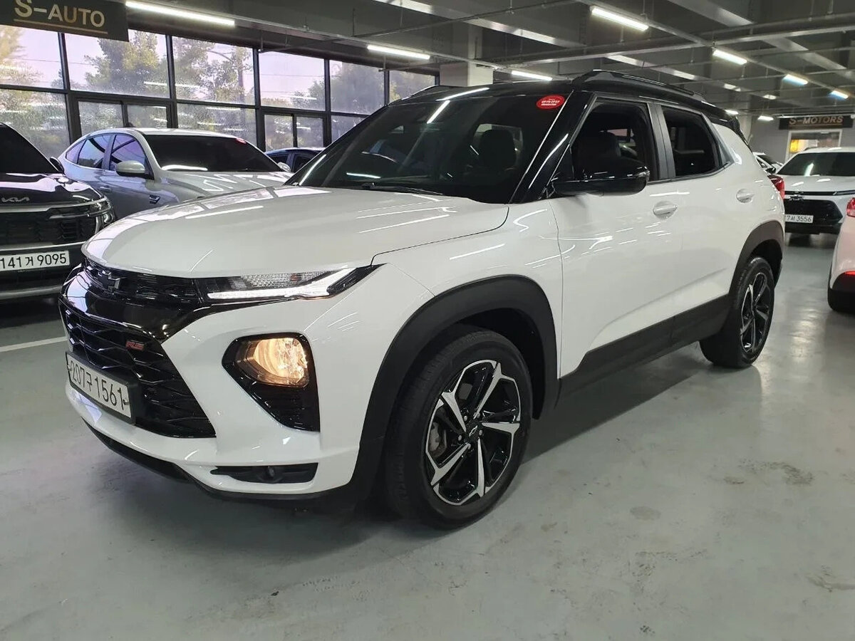 Открыть фотографии: Chevrolet TrailBlazer III