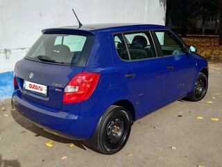 2012 Skoda Fabia II Рестайлинг, синий, 630000 рублей, вид 1