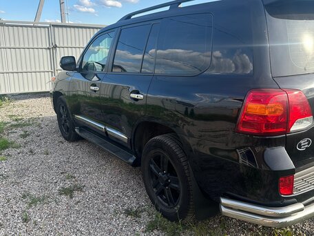 2013 Toyota Land Cruiser 200 Series Рестайлинг 1, чёрный, 3880000 рублей, вид 5