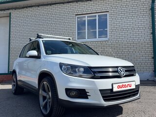 2014 Volkswagen Tiguan I Рестайлинг, белый, 1350000 рублей, вид 2