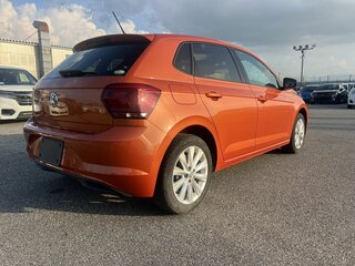 2018 Volkswagen Polo VI (EU Market), оранжевый, 1300000 рублей, вид 5