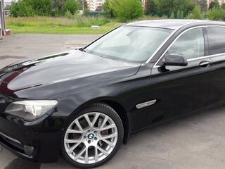 2009 BMW 7 серии Long 730Ld V (F01/F02/F04), чёрный, 1700000 рублей, вид 3