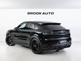 2026 Porsche Cayenne Turbo GT Coupé III Рестайлинг, чёрный, 35490000 рублей, вид 4
