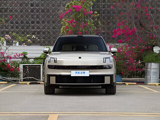 2026 Lynk & Co 900, серый, 6690000 рублей, вид 2