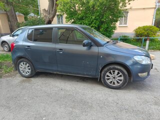2011 Skoda Fabia II Рестайлинг, серый, 400000 рублей, вид 5