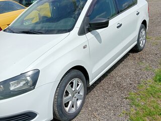 2014 Volkswagen Polo V, белый, 750000 рублей, вид 4