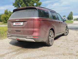 2022 Kia Carnival IV, красный, 3970000 рублей, вид 5
