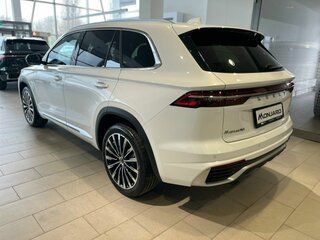 2026 Geely Monjaro I, белый, 4954990 рублей, вид 2