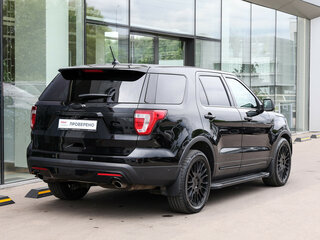 2018 Ford Explorer V Рестайлинг, чёрный, 2349000 рублей, вид 5