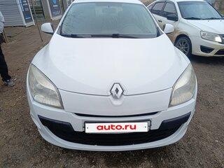 2010 Renault Megane III, белый, 550000 рублей, вид 2