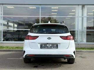 2021 Kia Ceed III, белый, 1710000 рублей, вид 5