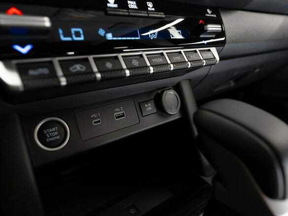 2025 Mitsubishi L200 VI, белый - вид 17