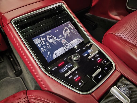 2017 Porsche Panamera Turbo II, чёрный, 5537000 рублей - вид 28