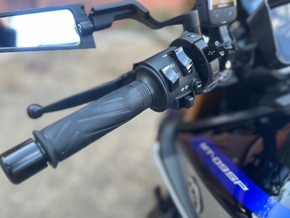 2019 Yamaha MT-09 (FZ-09), синий, 950000 рублей - вид 12
