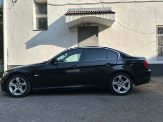 2011 BMW 3 серии 320i V (E90/E91/E92/E93) Рестайлинг, чёрный, 1250000 рублей, вид 4