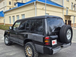 1999 Mitsubishi Pajero II Рестайлинг, чёрный, 590000 рублей, вид 3