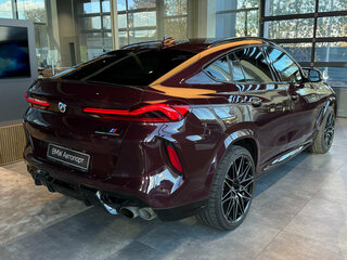 2022 BMW X6 M Competition III (F96), фиолетовый, 12990000 рублей, вид 3