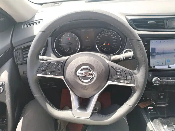 2023 Nissan X-Trail III Рестайлинг, белый, 1830069 рублей - вид 5