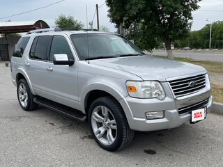 2008 Ford Explorer IV, серебристый, 850000 рублей, вид 1