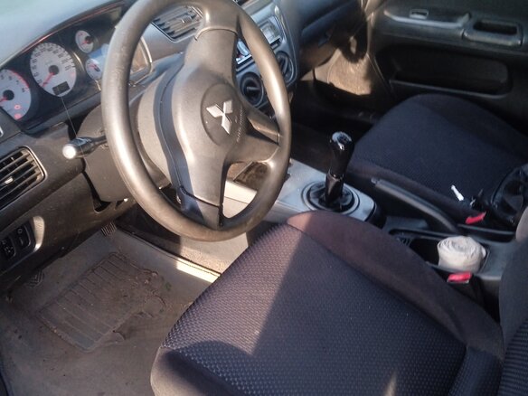 2006 Mitsubishi Lancer IX Рестайлинг, серебристый, 210000 рублей - вид 5