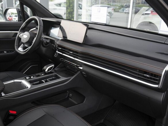 2026 Geely Okavango I Рестайлинг, чёрный, 3772990 рублей - вид 15