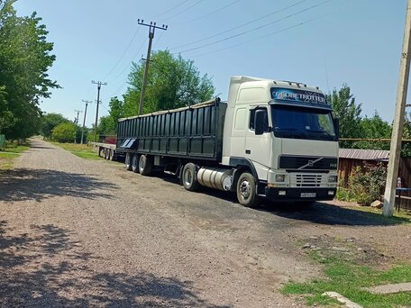 1998 Volvo FH, белый, 1800000 рублей, вид 2