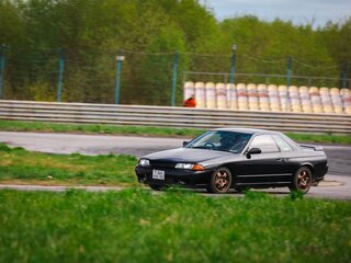 1992 Nissan Skyline VIII (R32), чёрный, 1350000 рублей, вид 4