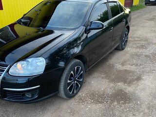 2008 Volkswagen Jetta V, чёрный, 450000 рублей, вид 1