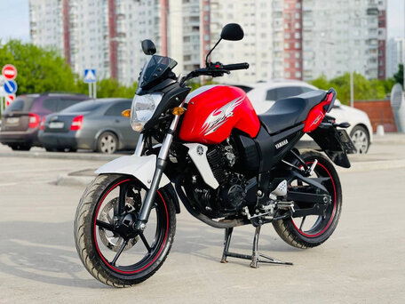 2012 Yamaha FZ-S FI, белый, 200000 рублей, вид 2