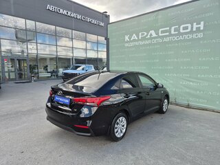 2018 Hyundai Solaris II, чёрный, 1349000 рублей, вид 2