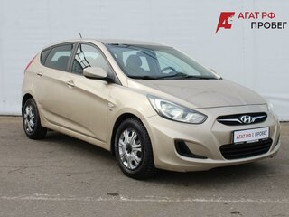 2012 Hyundai Solaris I, бежевый, 700000 рублей, вид 3