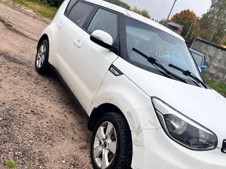 2018 Kia Soul II Рестайлинг, белый, 1200000 рублей, вид 2
