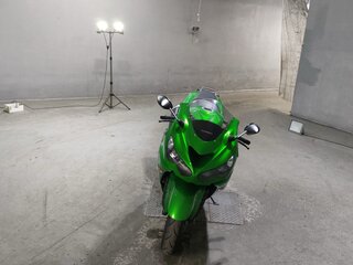 2012 Kawasaki ZX-14R, зелёный, 1021000 рублей, вид 3
