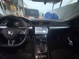 2025 Skoda Superb III Рестайлинг, чёрный, 3150000 рублей, вид 3