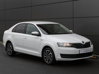 2019 Skoda Rapid I Рестайлинг, белый, 1398000 рублей, вид 3