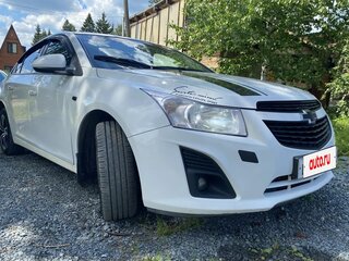 2013 Chevrolet Cruze I Рестайлинг, белый, 700000 рублей, вид 5